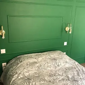 studio-sous-les-toits.hotels-rhonealpes.com/